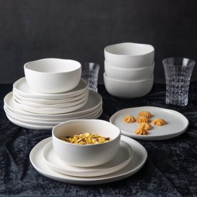 Ceramic Dinnerware Sets, Wavy Rim Stoneware Plates and Bowls Sets, Highly Chip and Crack Resistant | Dishwasher & Microwave & Oven Safe Dishes set, Service for 4 (12pc)